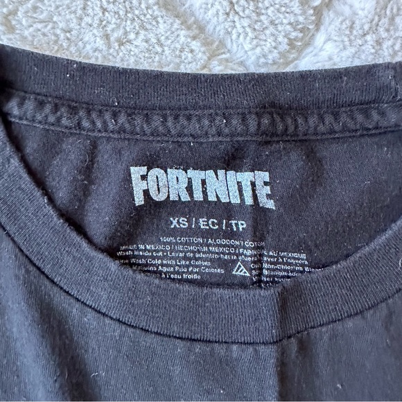 Fortnite | Black Logo Fade Short Sleeve Tee Shirt | Size Extra Small - Picture 5 of 7